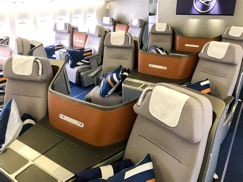 Lufthansa Business Class 747.